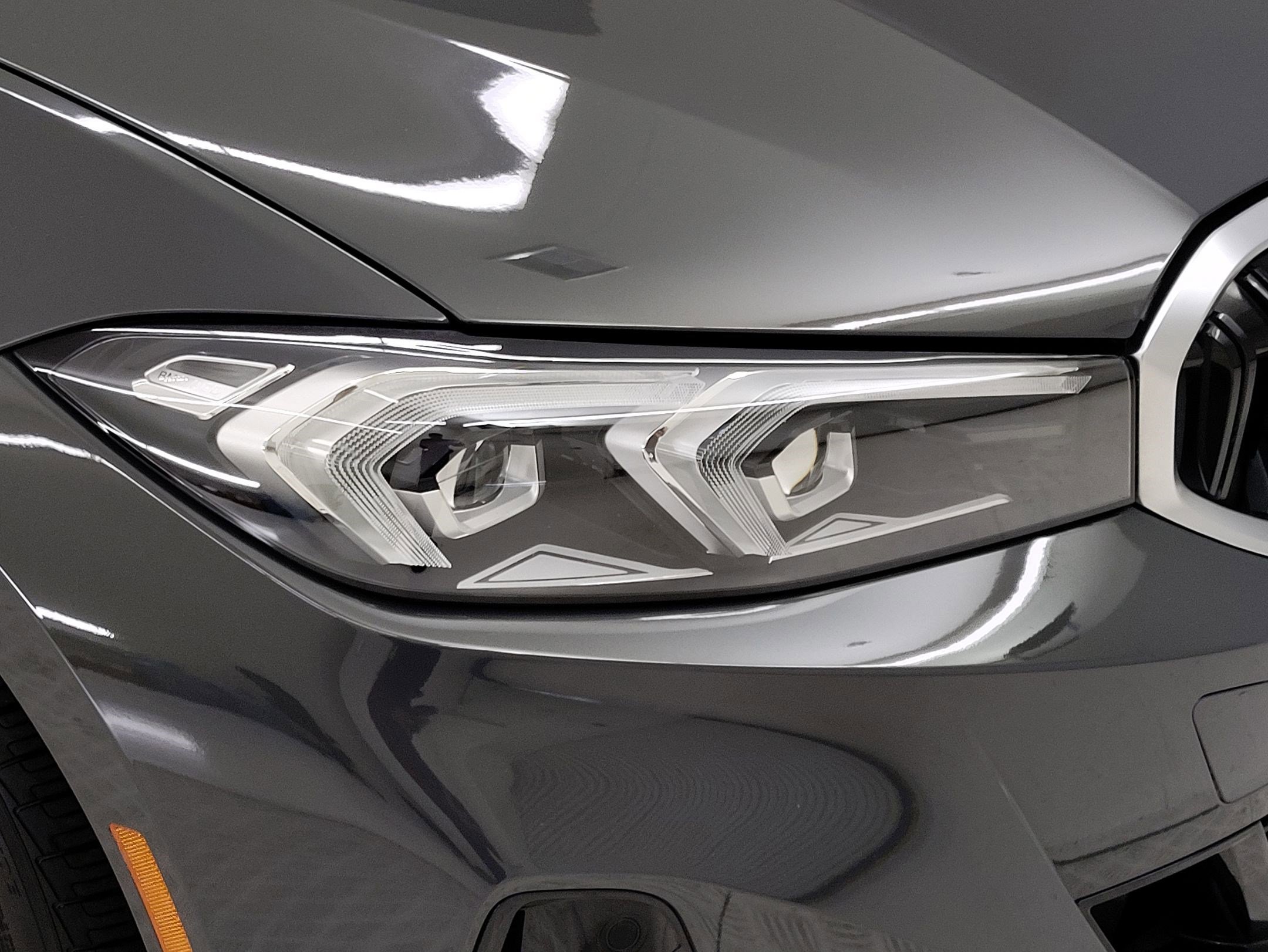 Certified 2023 BMW 330i Sedan w/ Convenience Package image 3