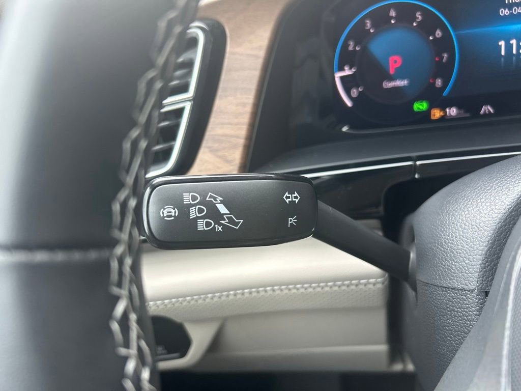 New 2026 Volkswagen Atlas SE FWD image 22