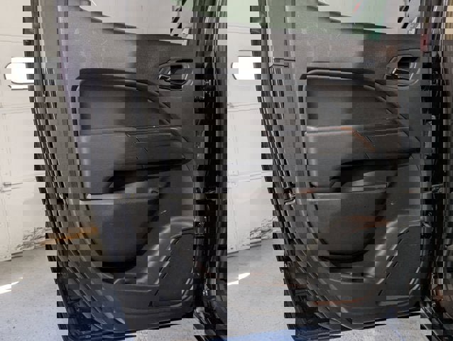 Used 2022 Chevrolet Colorado LT w/ LT Convenience Package image 19