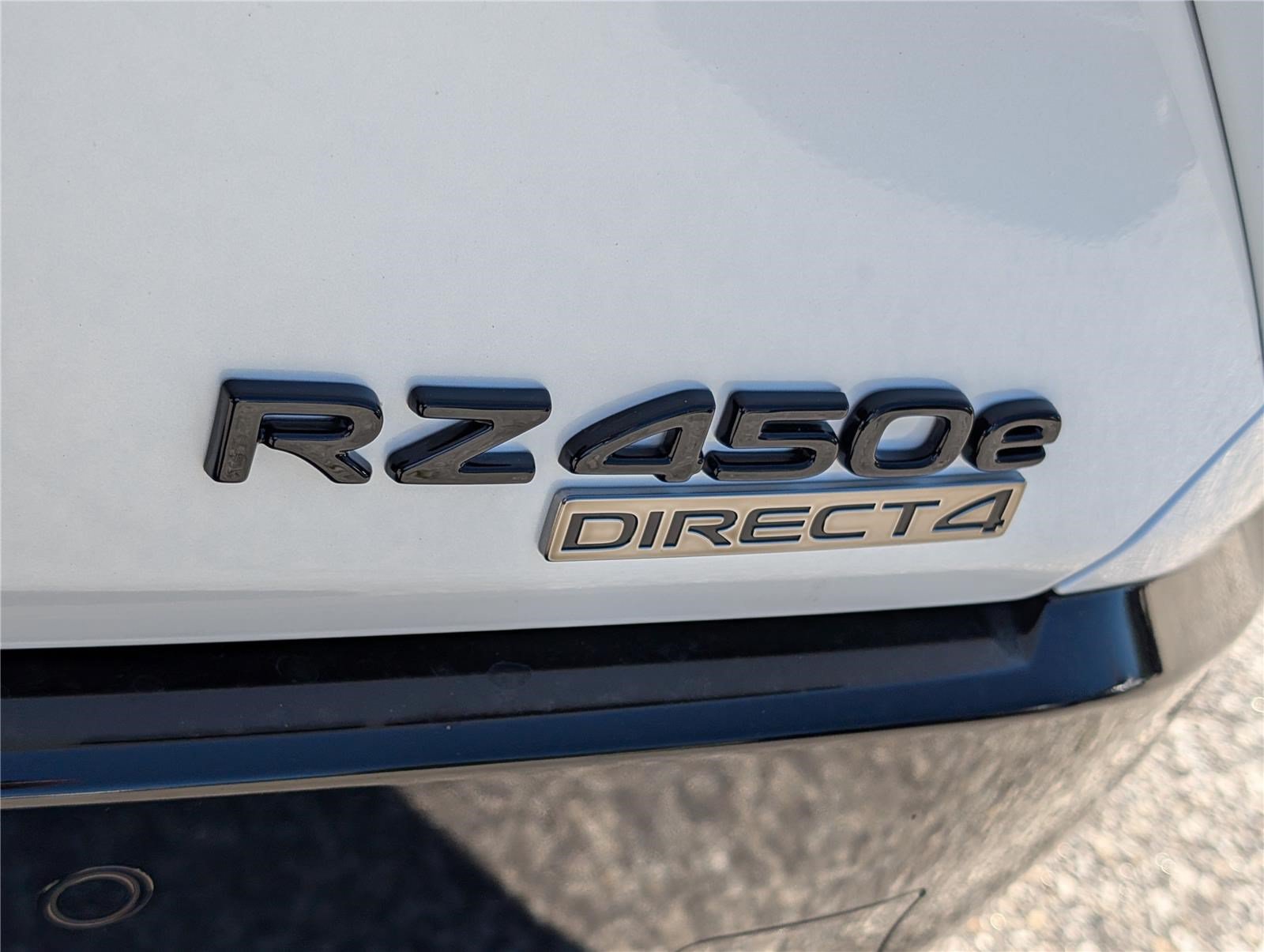 New 2026 Lexus RZ 450e AWD image 5