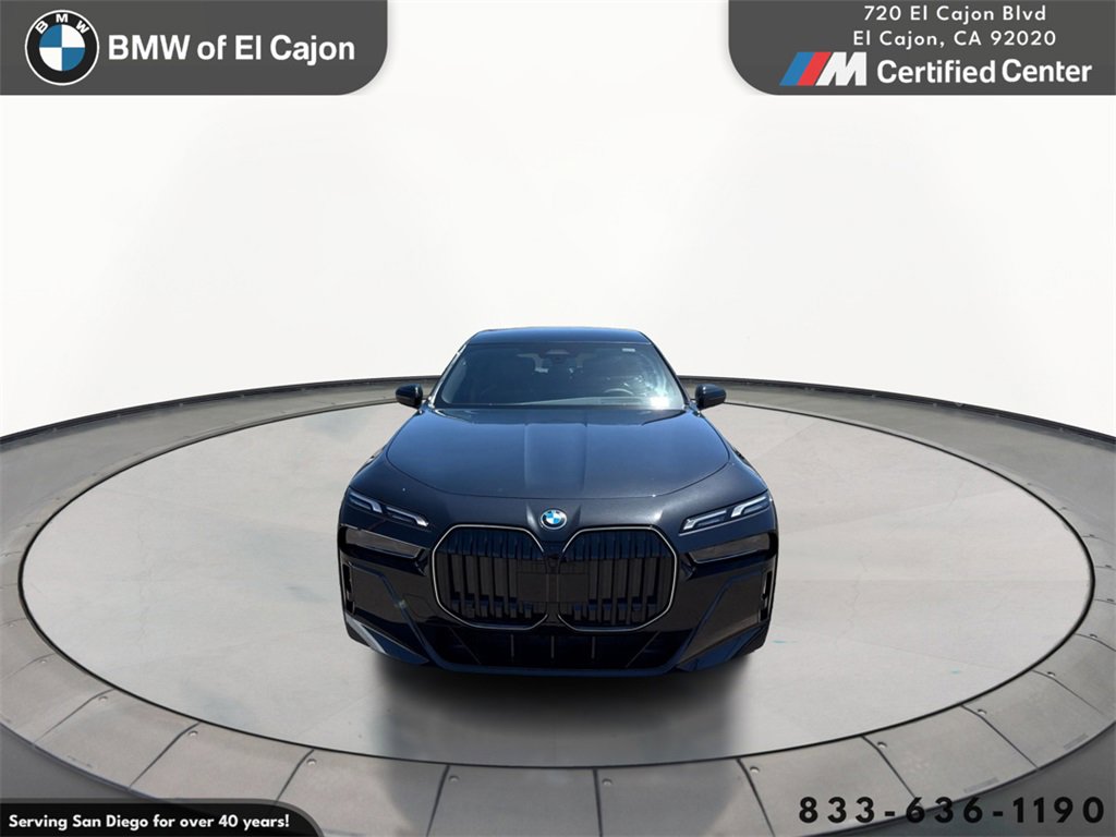 New 2026 BMW i7 eDrive50 w/ M Sport Package image 3