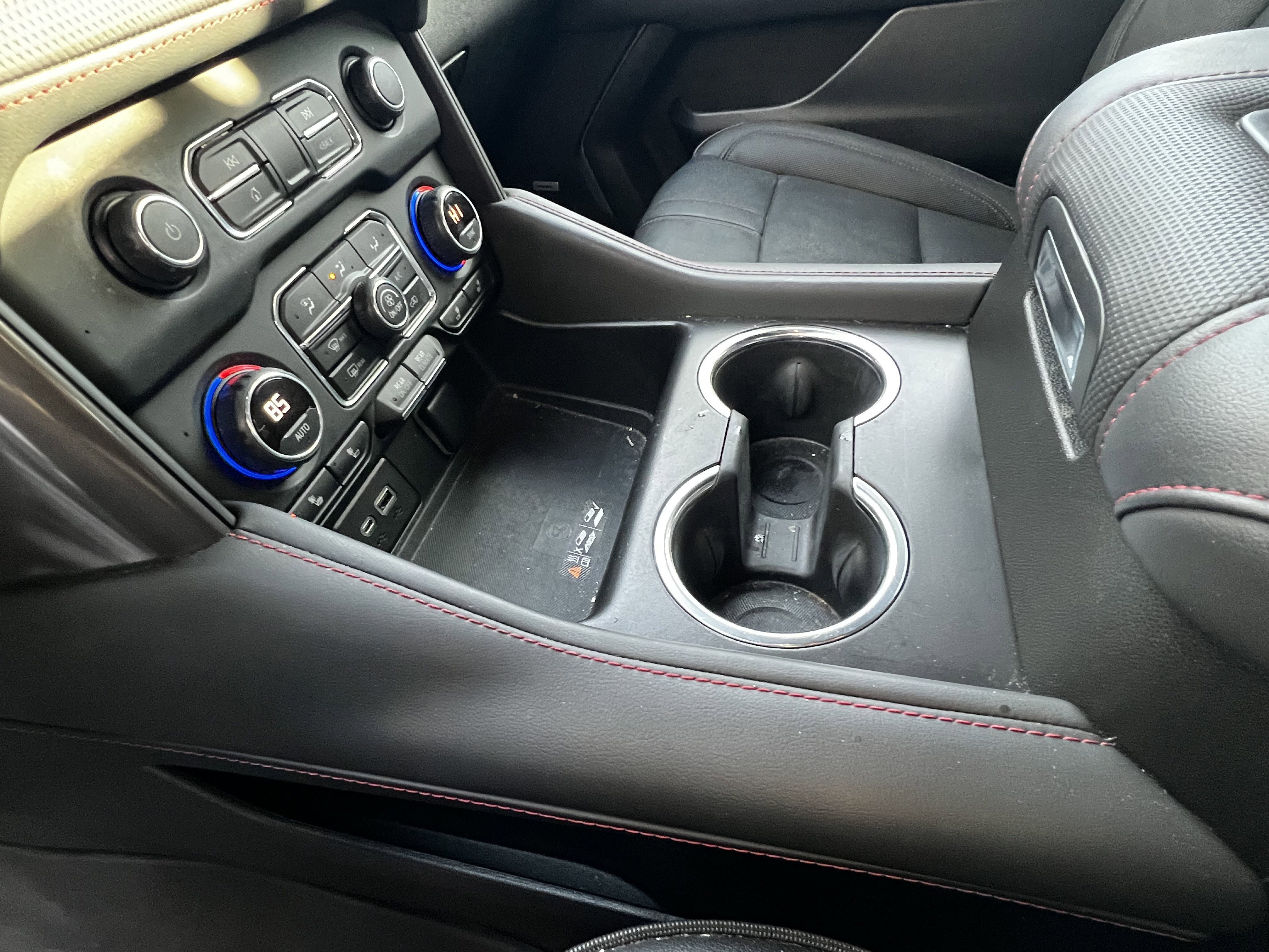 Used 2022 Chevrolet Tahoe RST w/ Luxury Package image 30