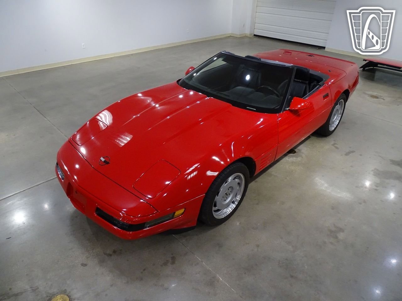 Used 1992 Chevrolet Corvette Convertible RWD image 3