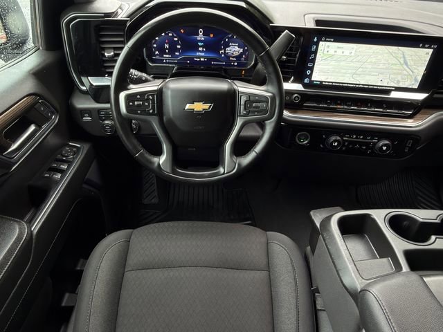 Used 2024 Chevrolet Silverado 1500 LT w/ Z71 Off-Road Package AWD/4WD image 14