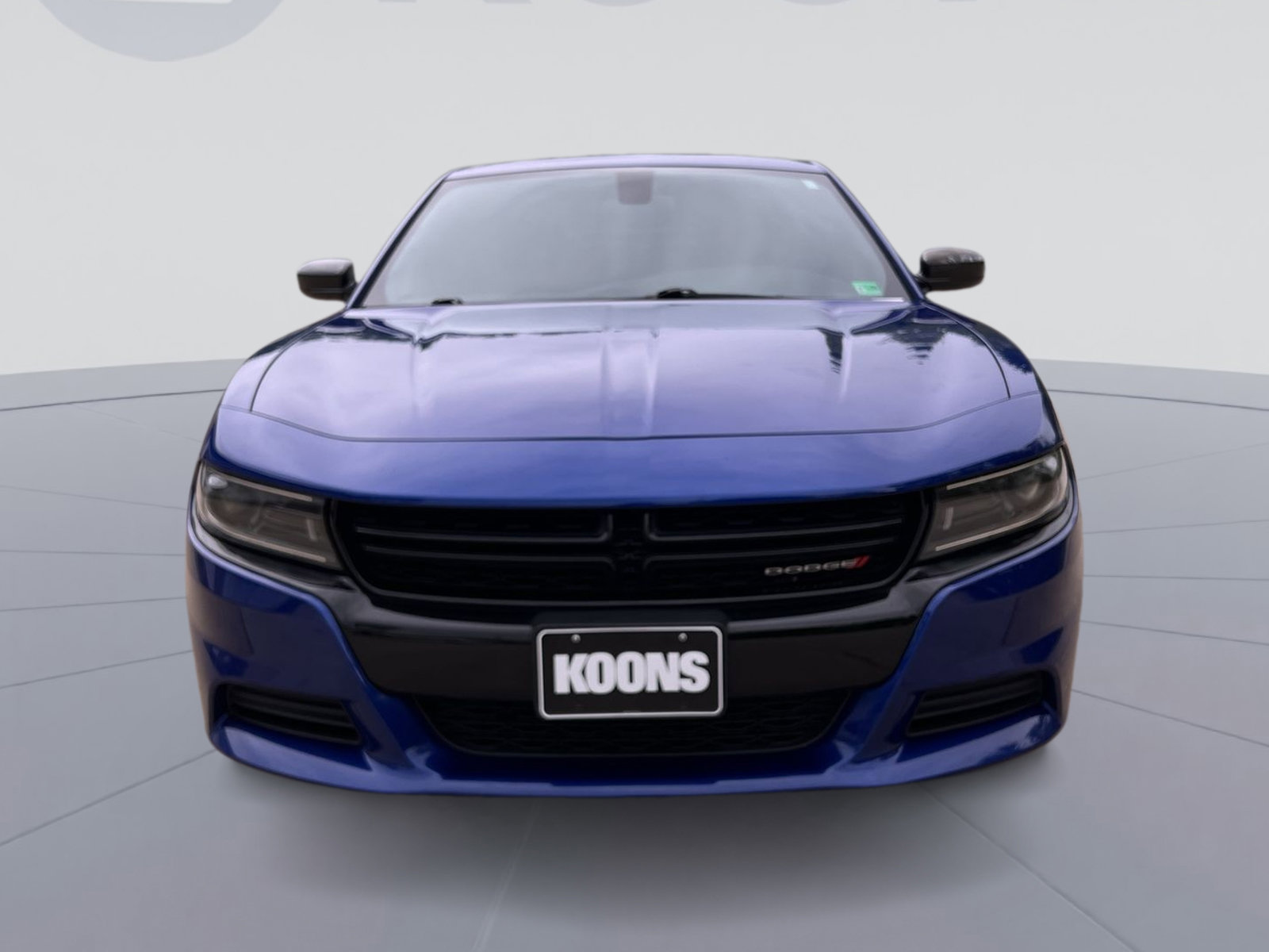 Used 2022 Dodge Charger SXT w/ Blacktop Package RWD image 4
