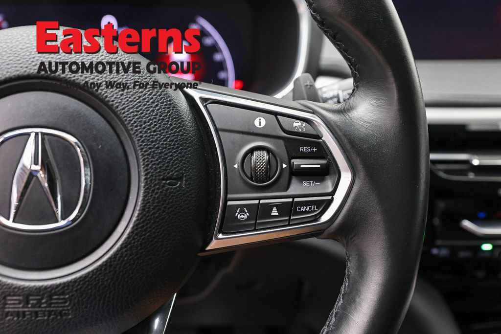 Used 2023 Acura MDX SH-AWD w/ Technology Package image 16