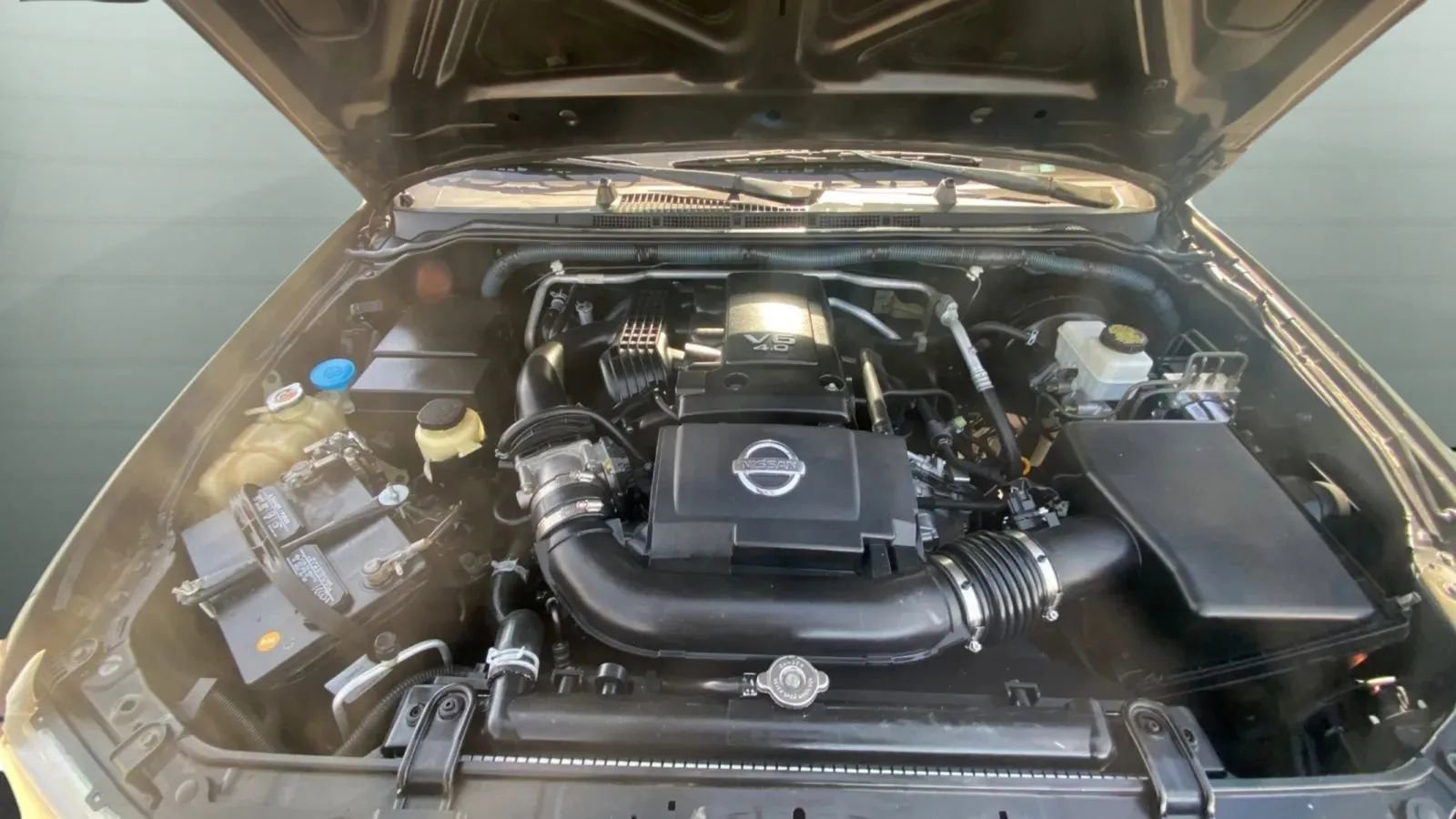 Used 2010 Nissan Frontier SE w/ SE Value Truck Pkg RWD image 19