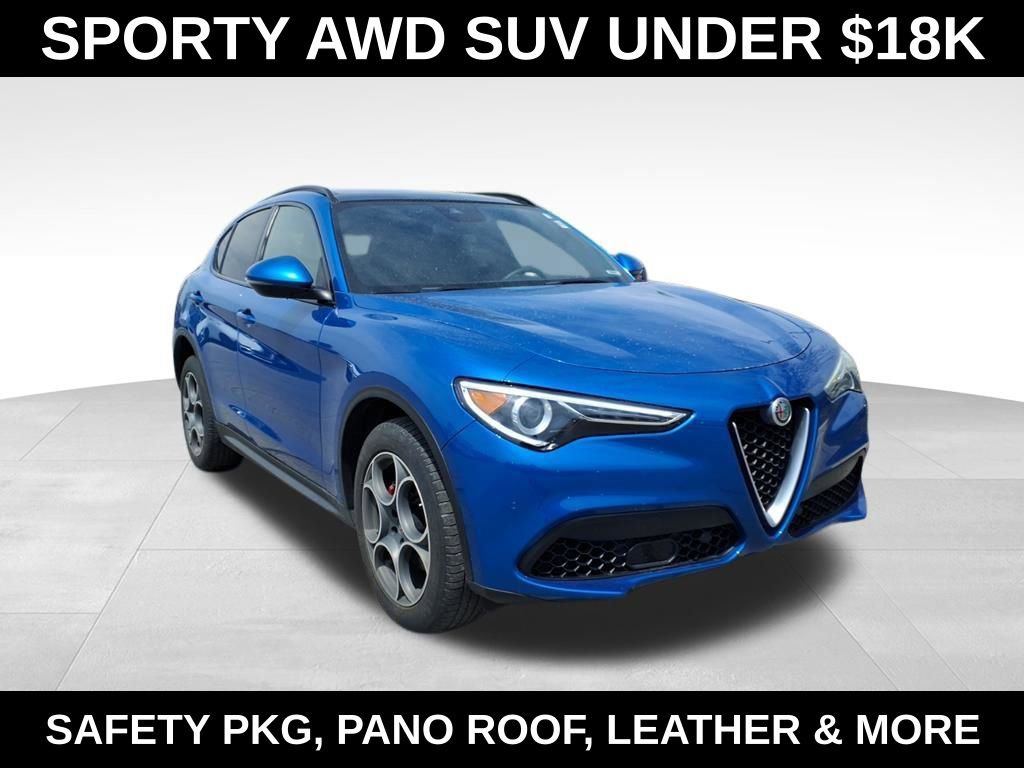 Used 2018 Alfa Romeo Stelvio Ti Sport AWD/4WD image 2