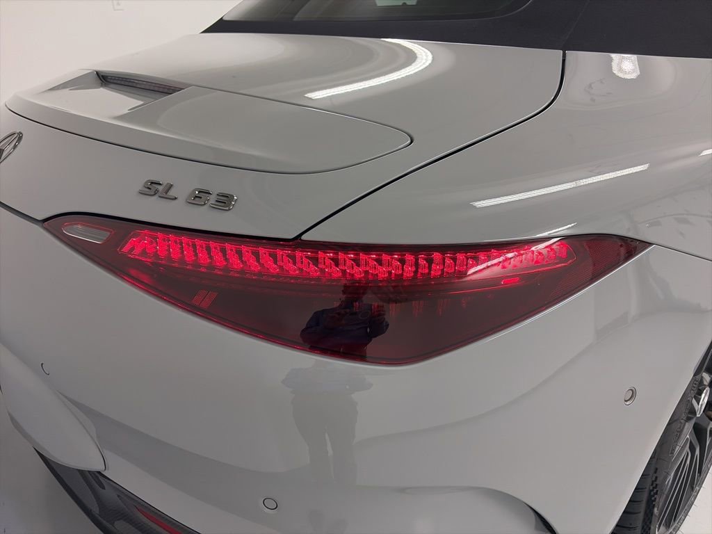 Certified 2022 Mercedes-Benz SL 63 AMG 4MATIC image 6
