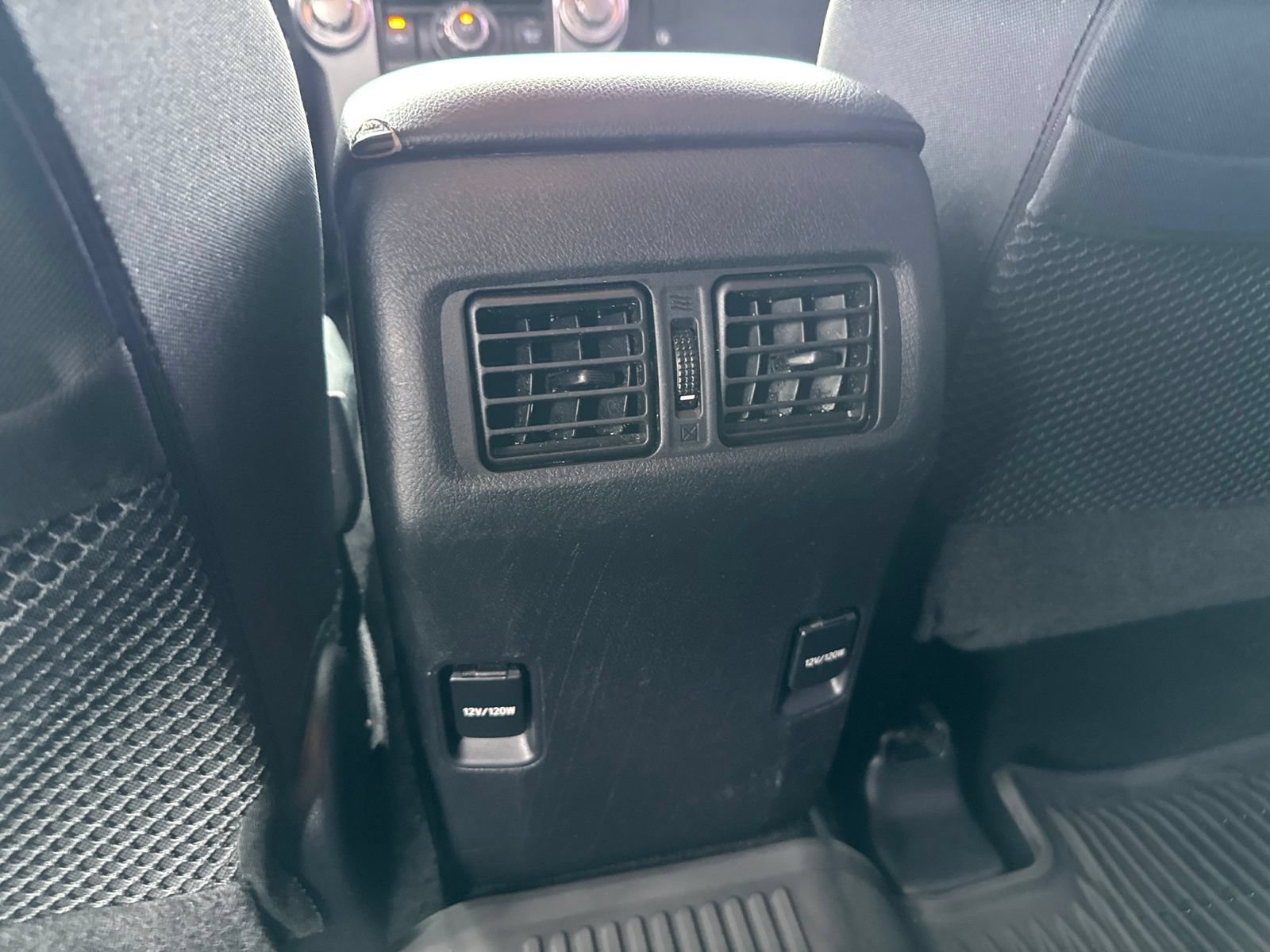 Used 2017 Toyota 4Runner SR5 AWD/4WD image 17