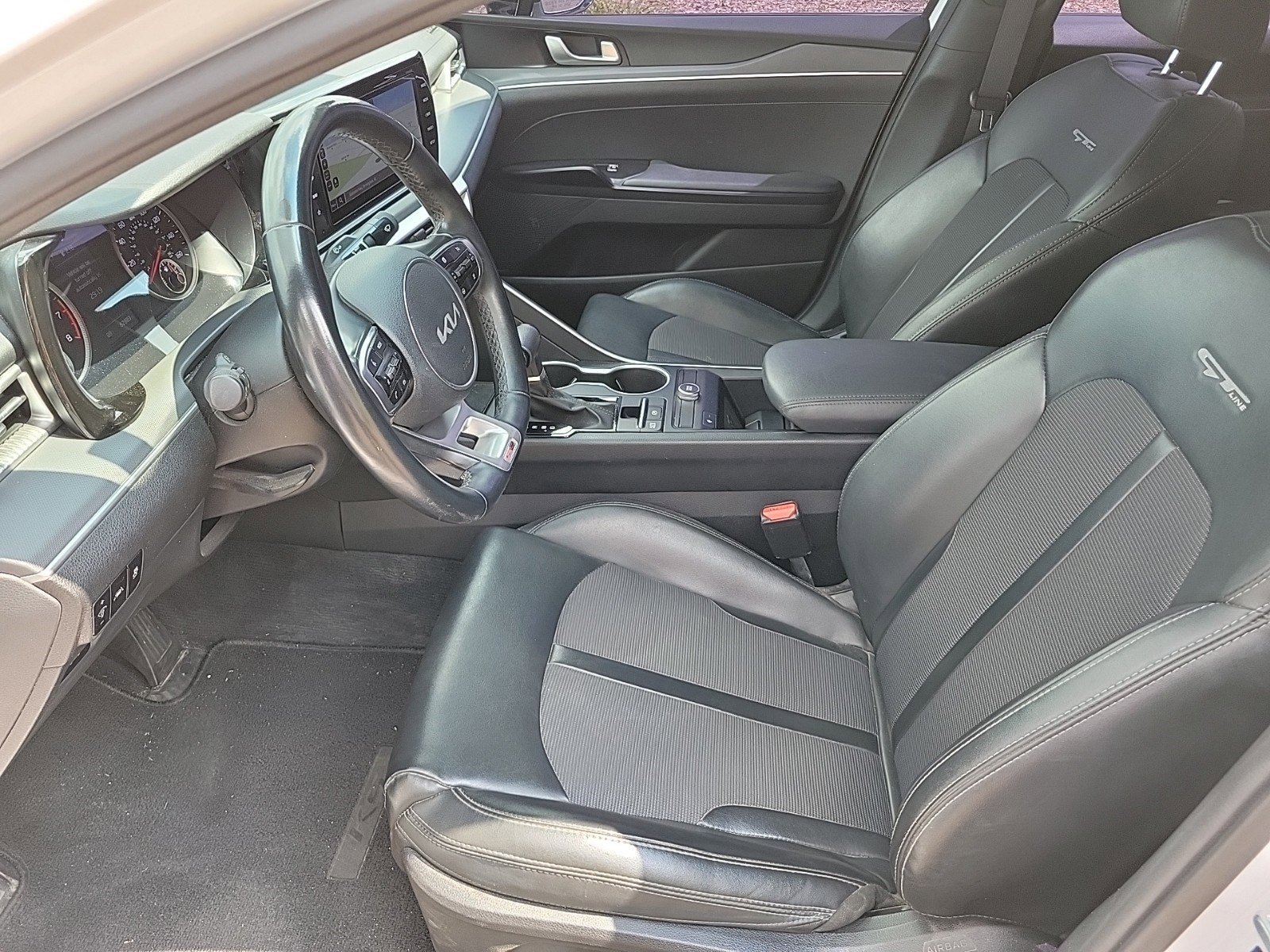 Used 2022 Kia K5 GT-Line w/ GT-Line FWD Premium Package image 3