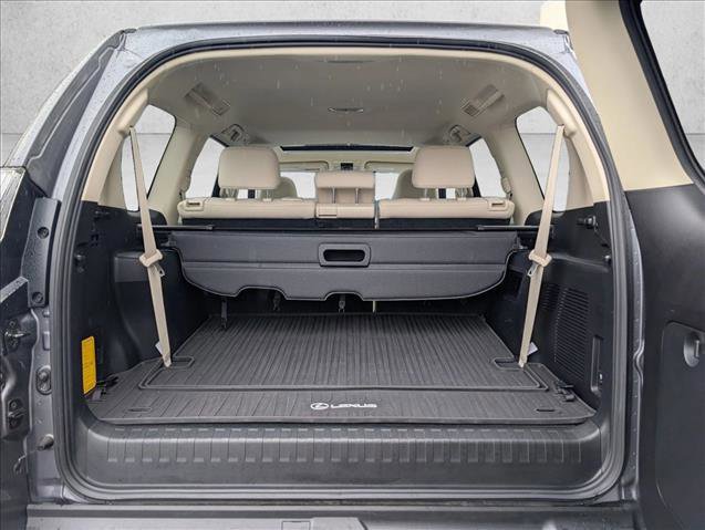 Used 2022 Lexus GX 460 Premium w/ Premium Package AWD/4WD image 6