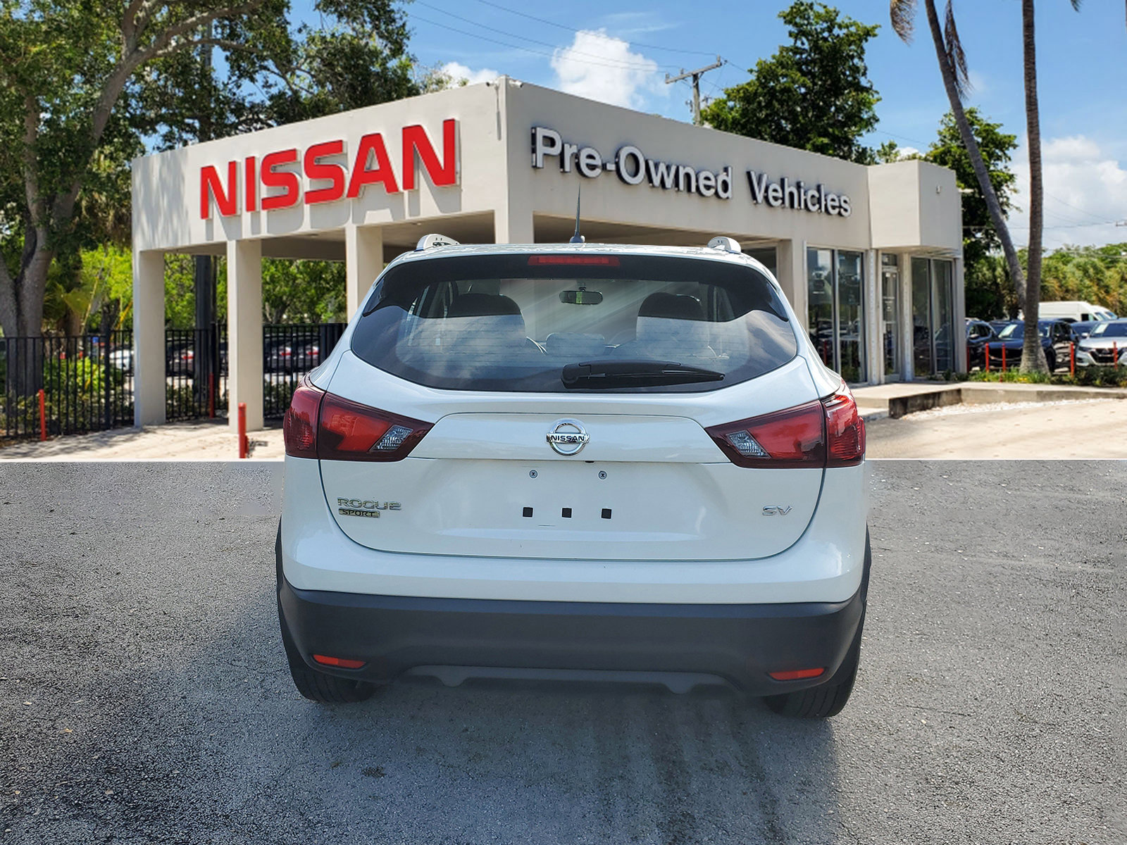 Used 2018 Nissan Rogue Sport SV image 5