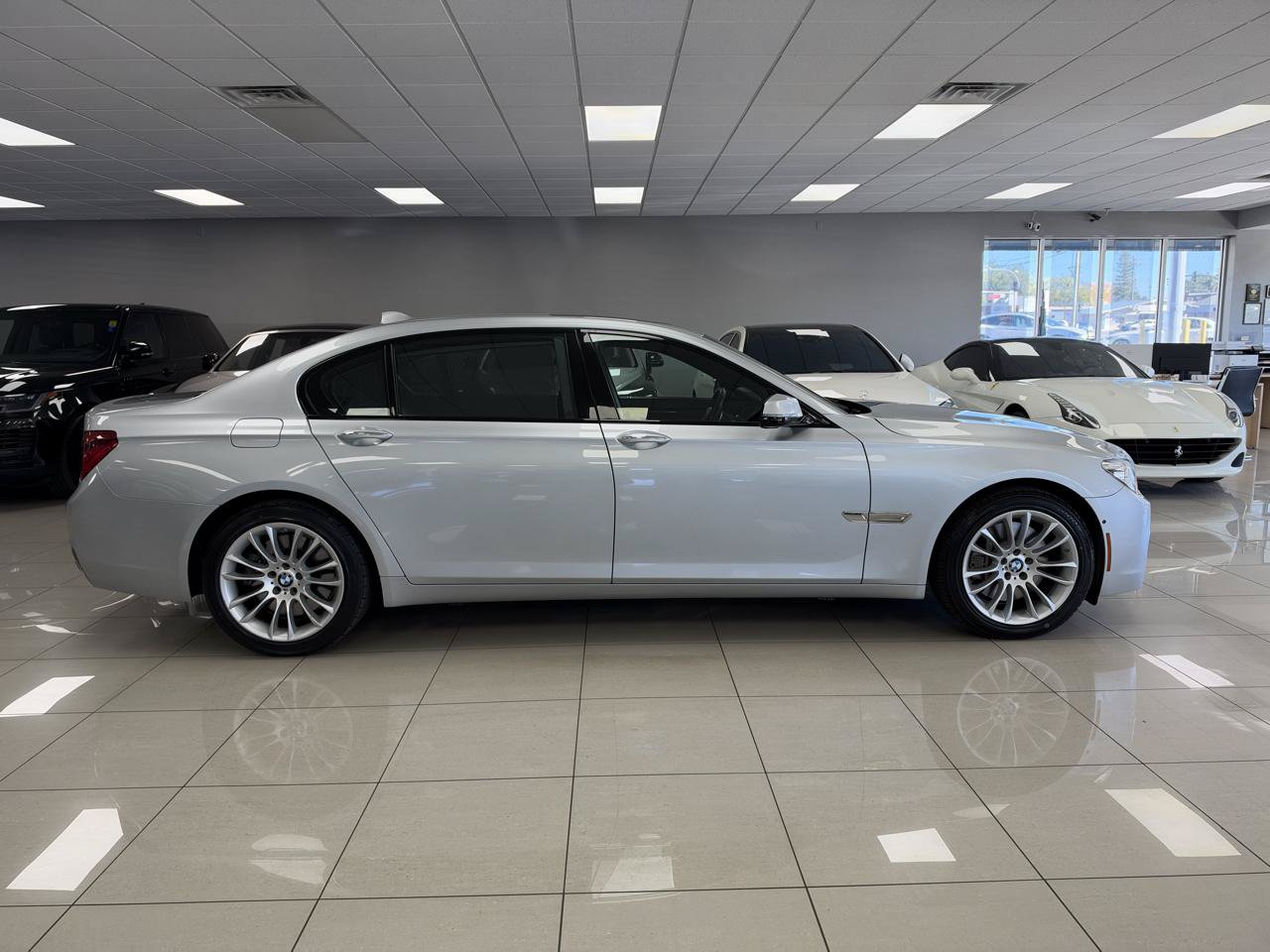 Used 2013 BMW 750Li RWD image 7