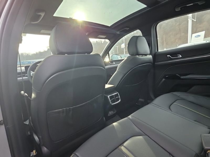 New 2026 Kia K5 GT w/ GT1 Package FWD image 22