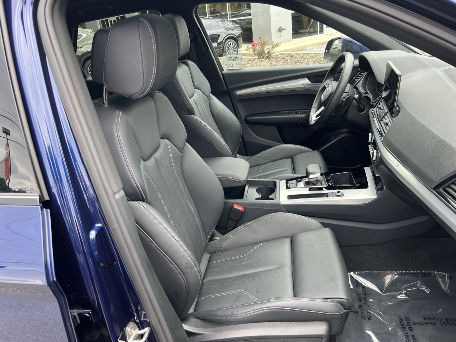 Used 2025 Audi Q5 2.0T Premium w/ Convenience Plus Package AWD/4WD image 26