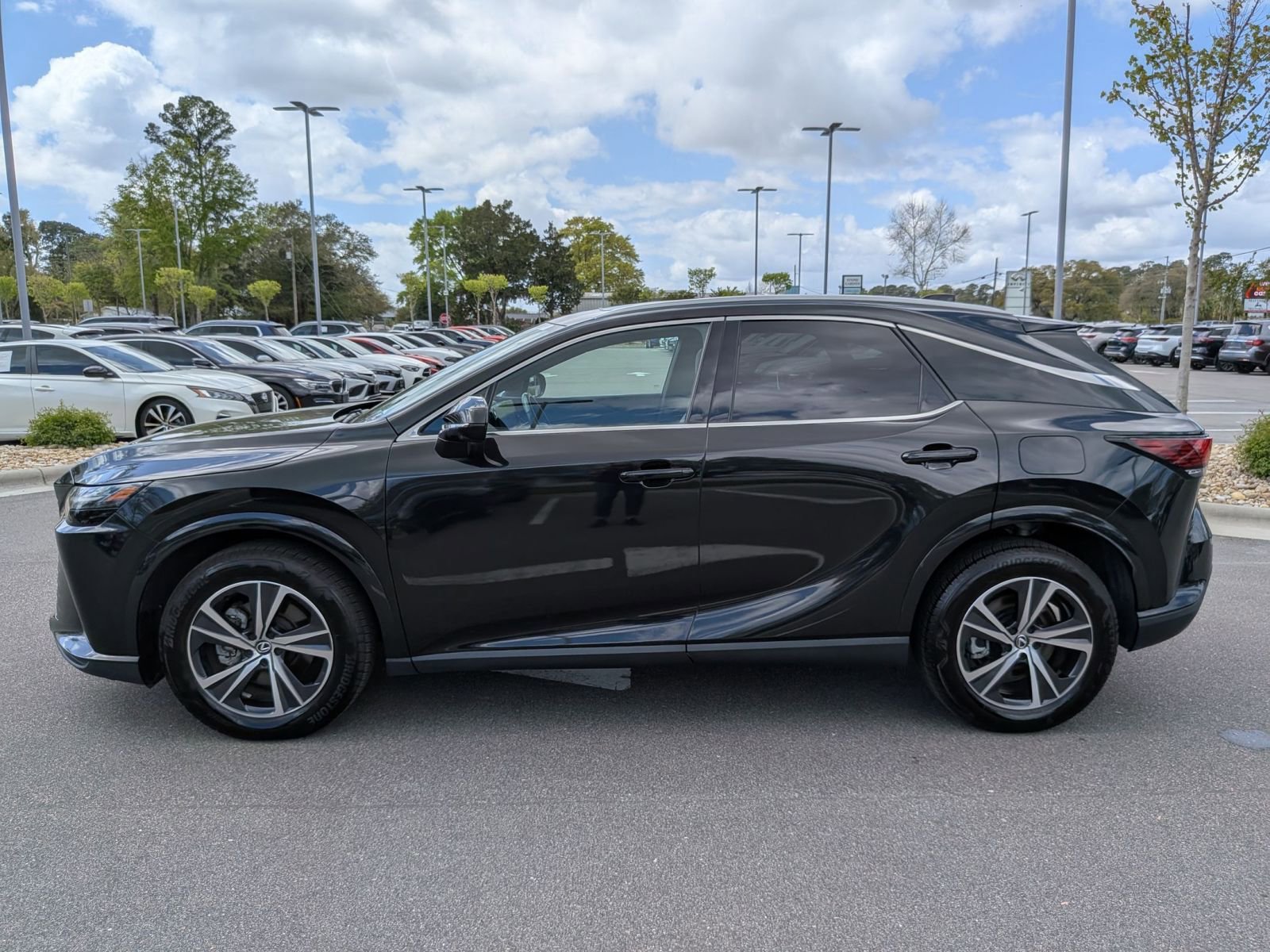 Used 2024 Lexus RX 350 Premium w/ Convenience Package image 6