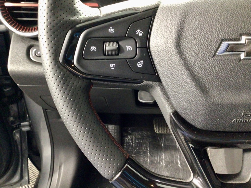Used 2025 Chevrolet Trax RS image 20