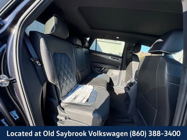 New 2025 Volkswagen Atlas Cross Sport SEL Premium R-Line image 23