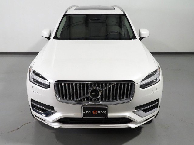 Used 2025 Volvo XC90 T8 Plus w/ Protection Package Premier image 11