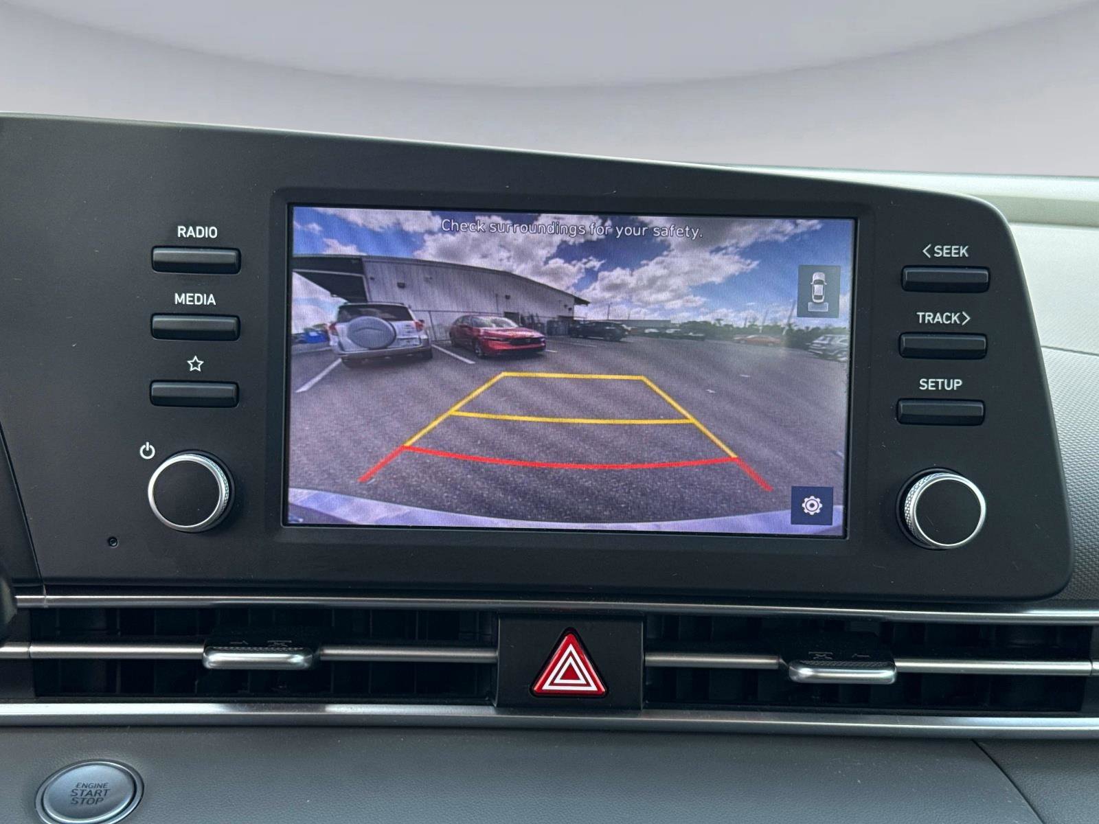 Used 2023 Hyundai Elantra SEL image 21