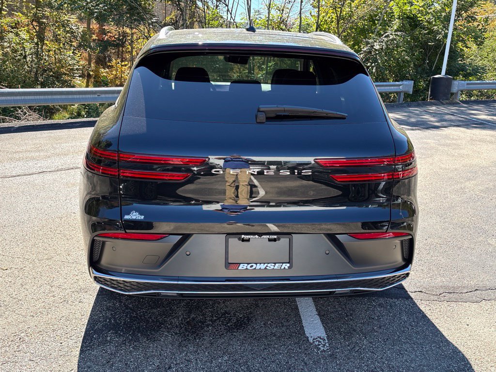 New 2027 Genesis GV70 2.5T Advanced AWD/4WD image 4