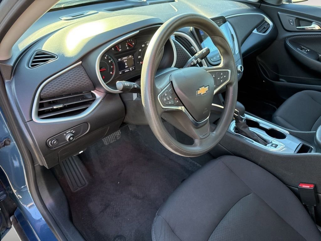Used 2024 Chevrolet Malibu LT image 10