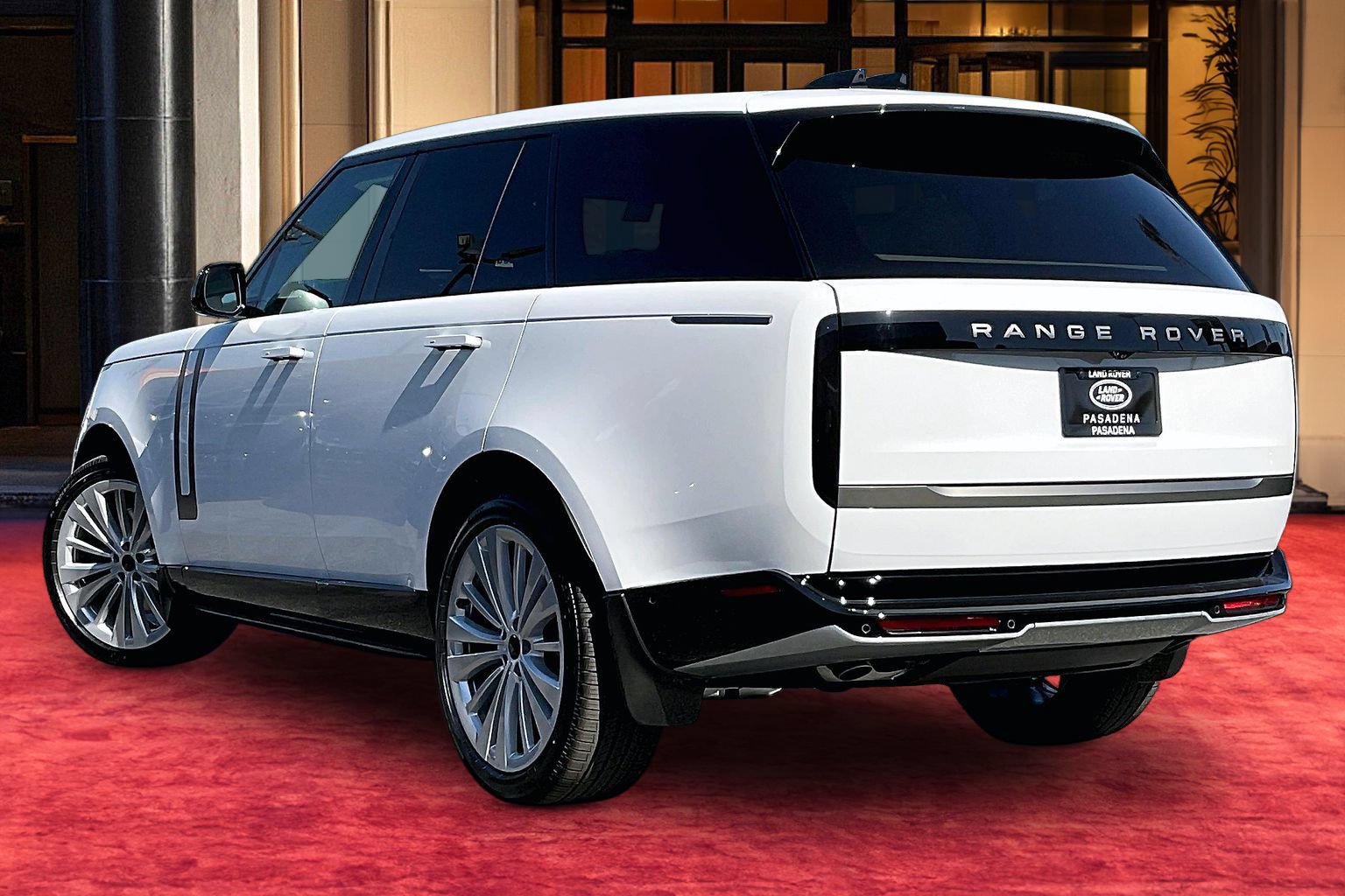 New 2026 Land Rover Range Rover SE AWD/4WD image 4
