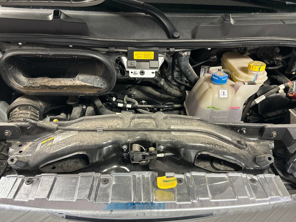Used 2025 RAM ProMaster 2500 w/ U-Haul Equipment Group FWD image 22