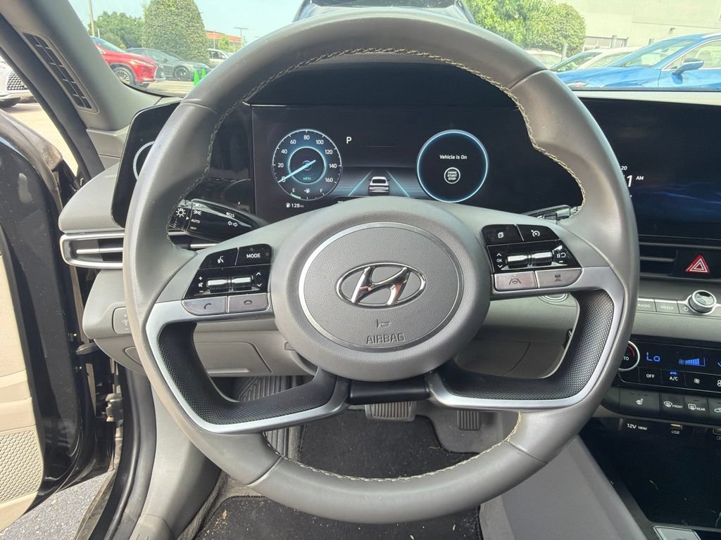 Used 2023 Hyundai Elantra SEL w/ Convenience Package FWD image 23