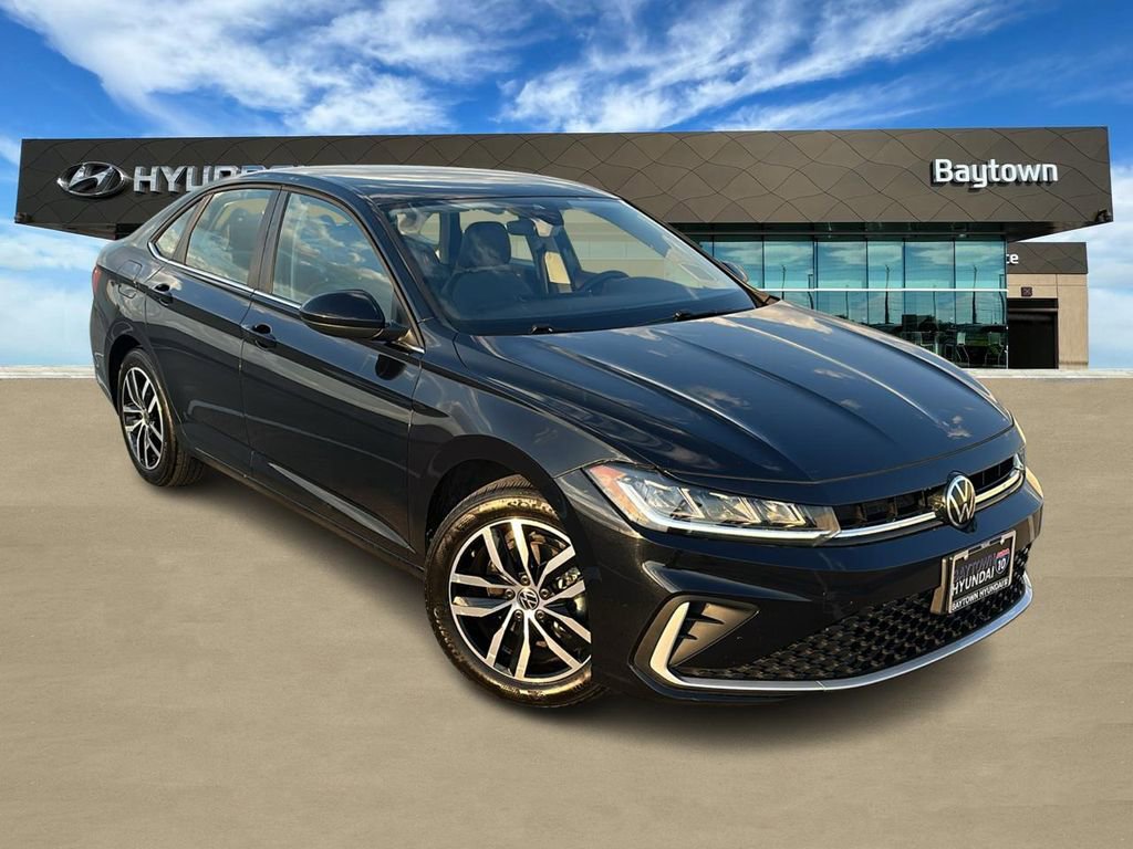 Used 2025 Volkswagen Jetta SE