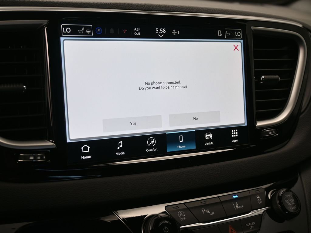 New 2026 Chrysler Voyager LX image 20