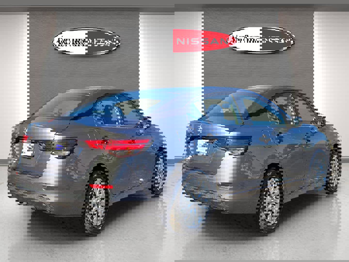 Used 2024 Nissan Sentra S image 6