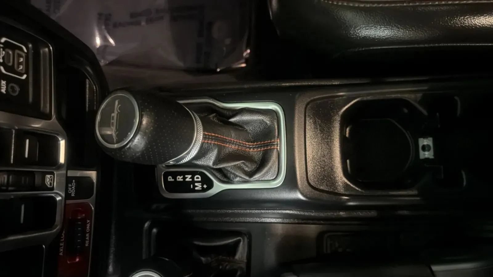 Used 2022 Jeep Gladiator Mojave w/ Safety Group AWD/4WD image 12