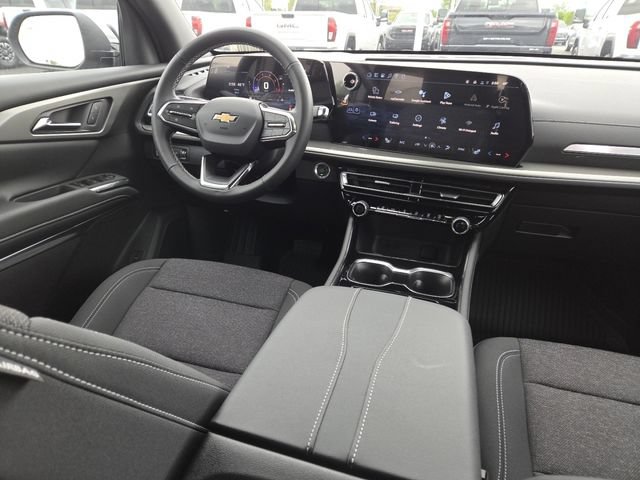 New 2026 Chevrolet Traverse LT w/ Driver Confidence Package AWD/4WD image 29
