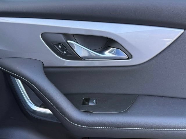 Certified 2024 Chevrolet Blazer LT w/ Convenience Package FWD image 18