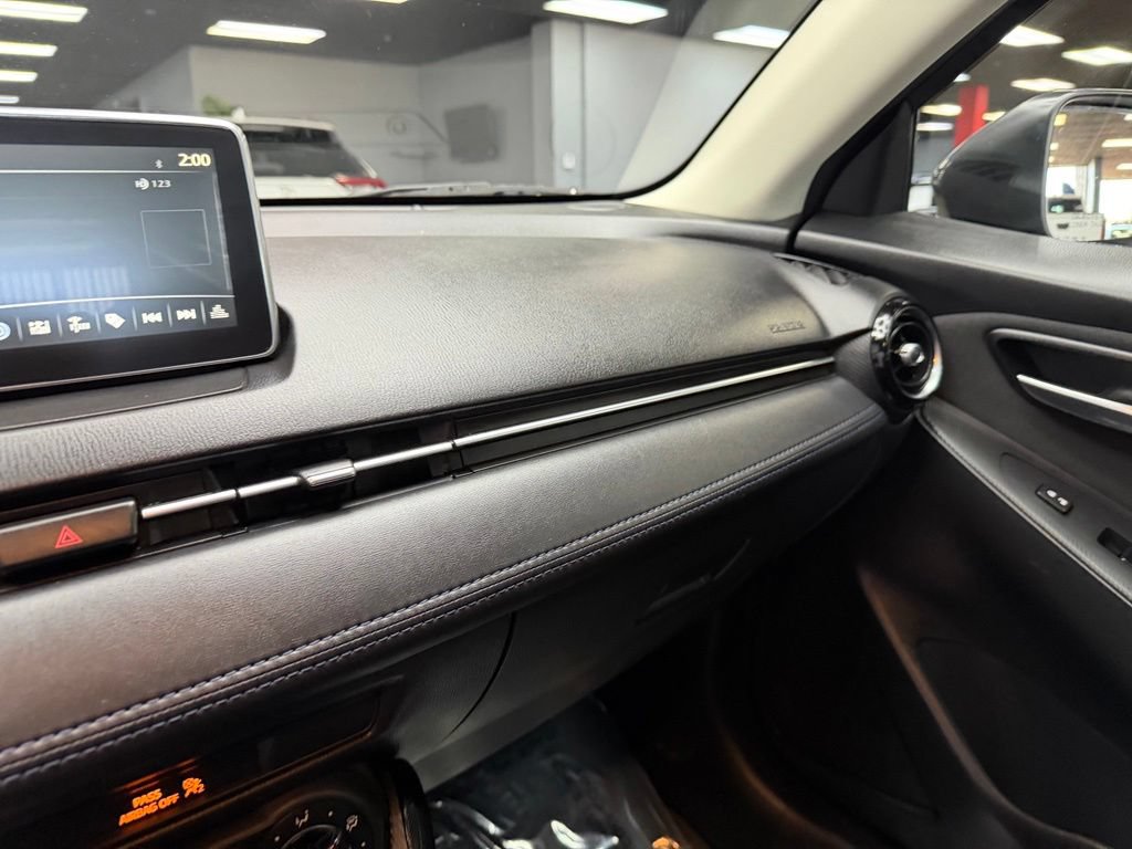 Used 2017 Toyota Yaris iA FWD image 27
