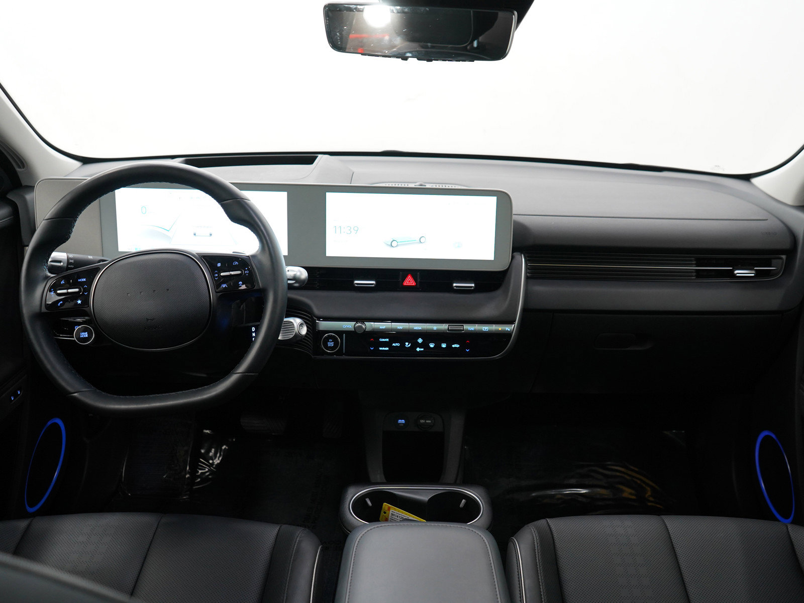 Used 2024 Hyundai Ioniq 5 Limited image 17