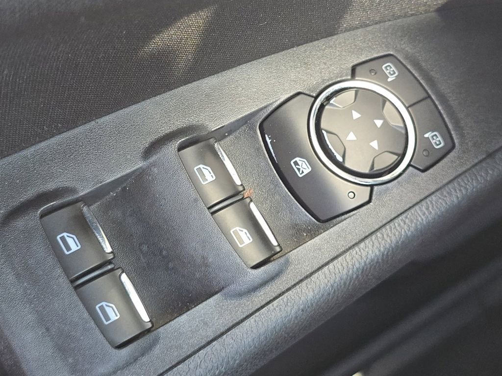 Used 2019 Ford Fusion SE AWD/4WD image 26