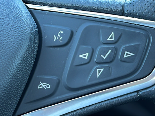 Used 2025 Chevrolet Malibu LT FWD image 22