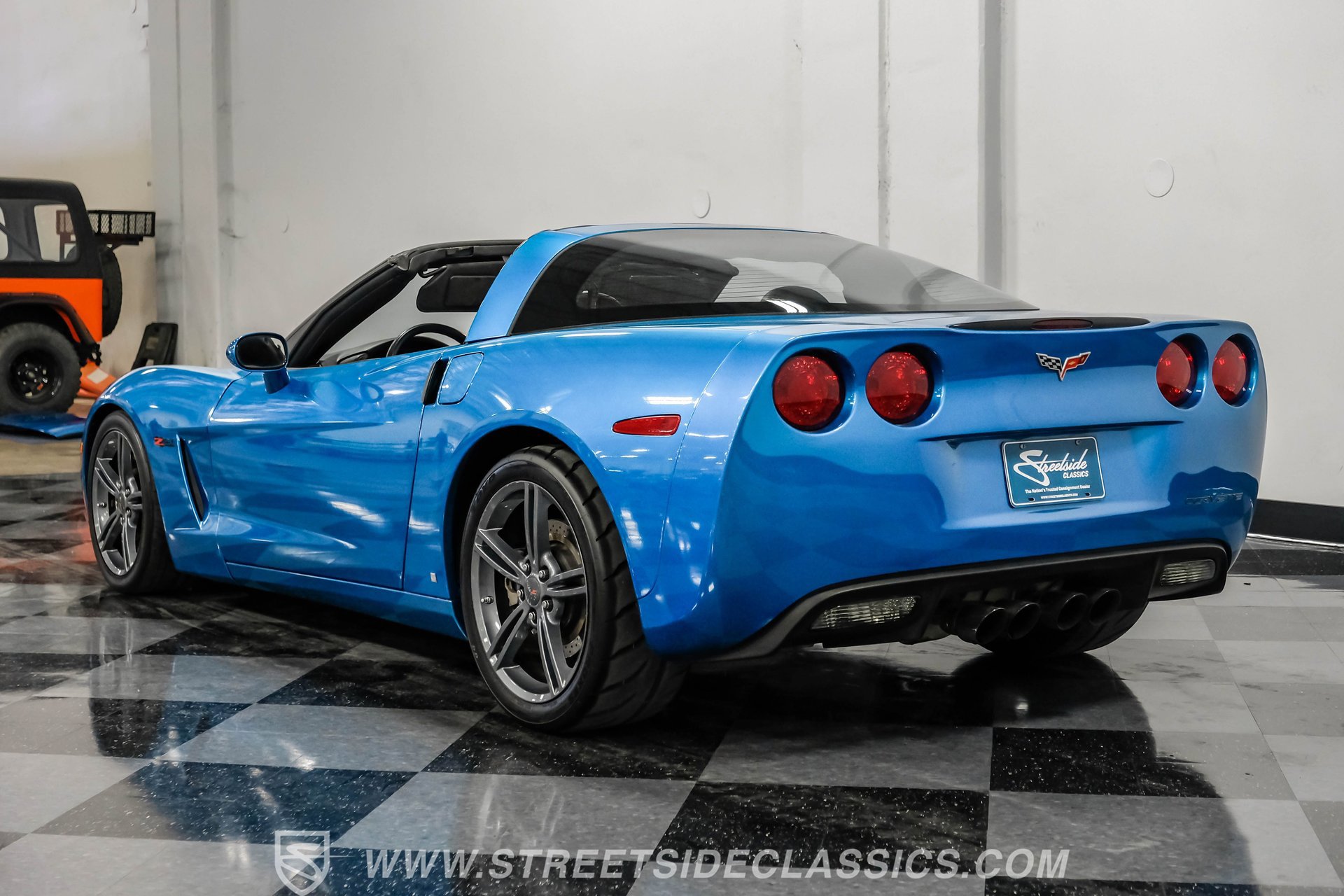 Used 2008 Chevrolet Corvette Coupe w/ Z51 Performance Package image 9