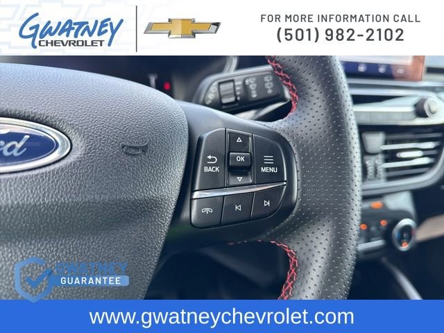 Used 2025 Ford Escape ST-Line FWD image 18