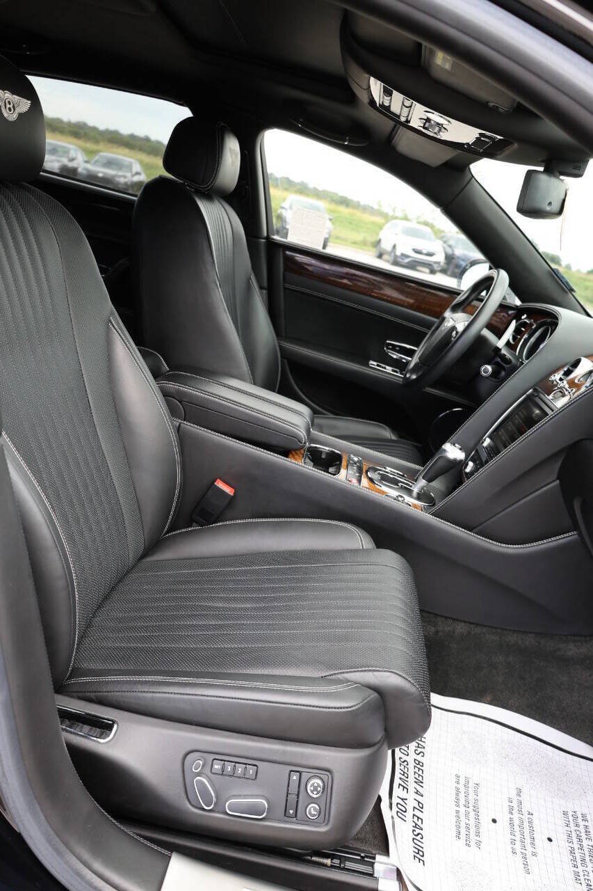 Used 2017 Bentley Flying Spur S V8 AWD/4WD image 15