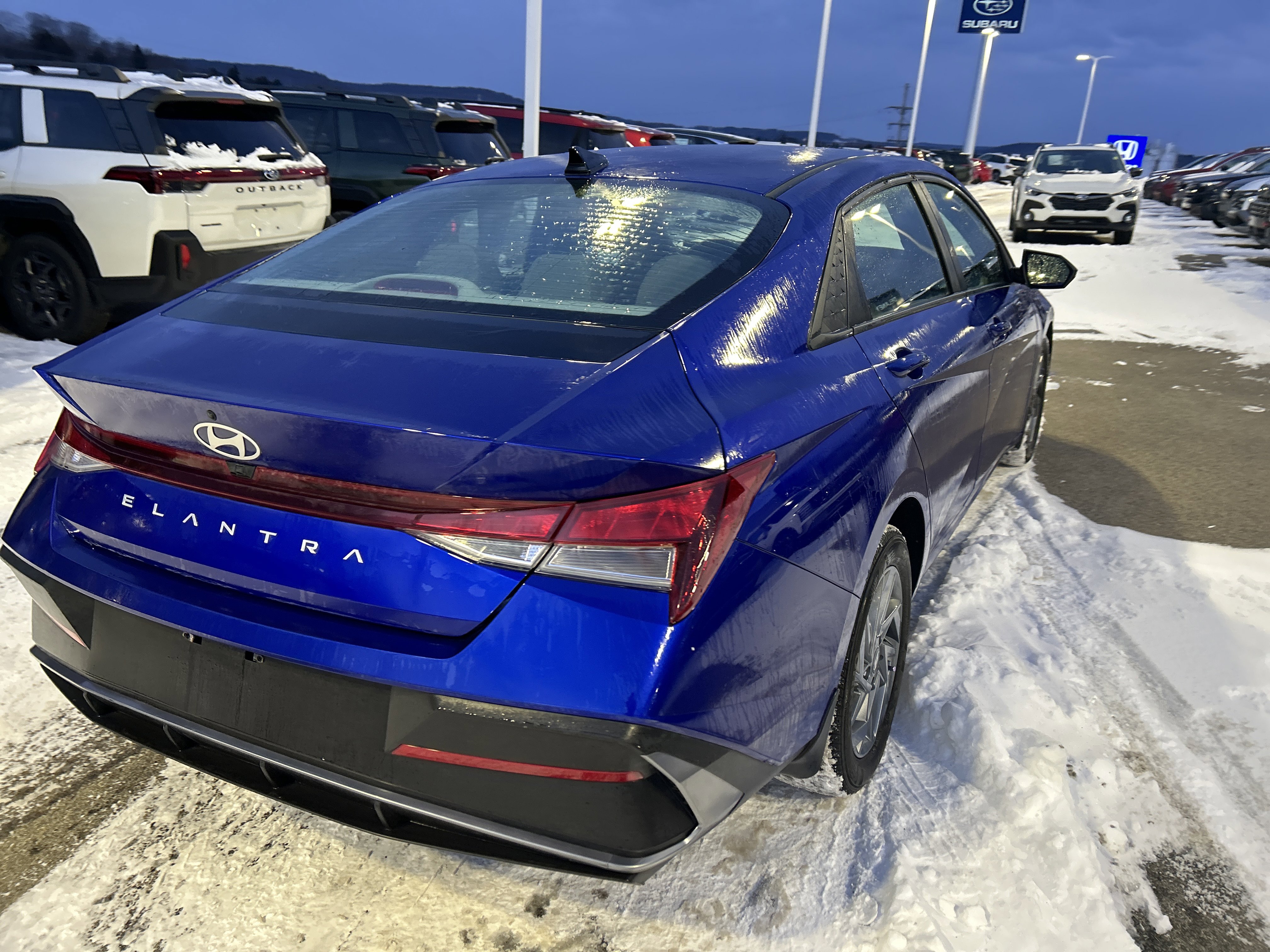 Certified 2024 Hyundai Elantra SEL image 9