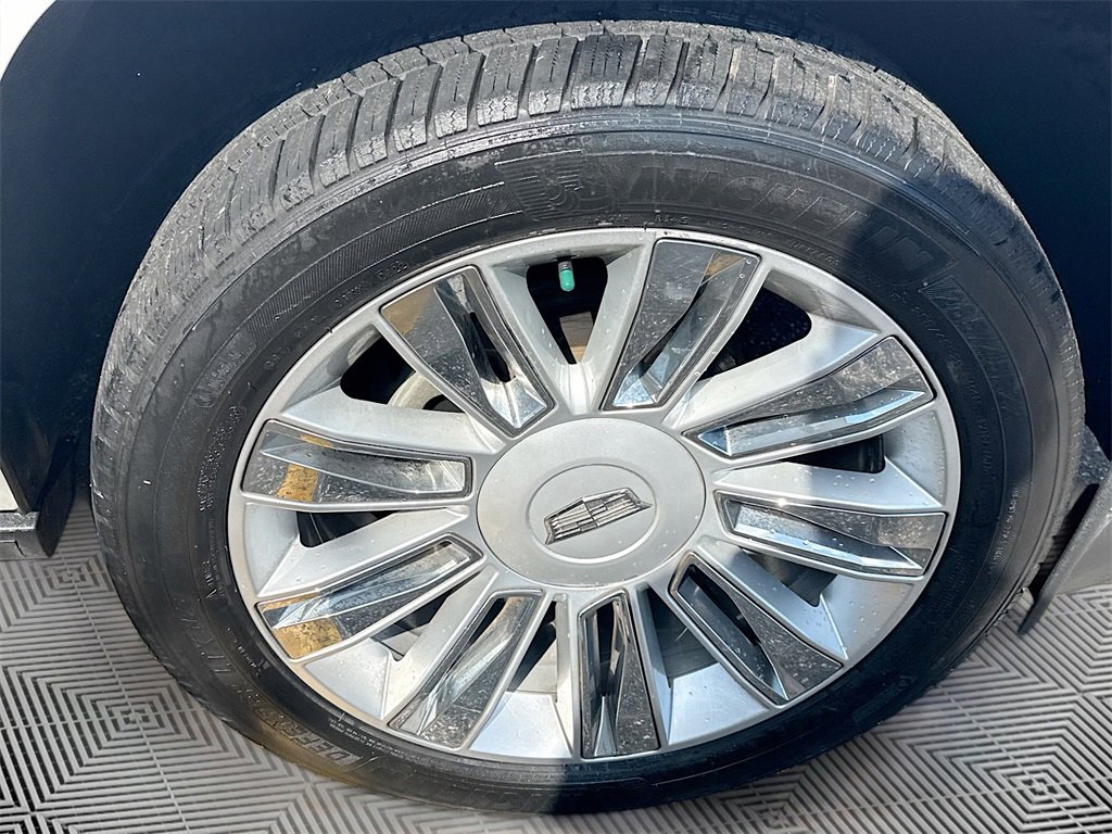 Used 2019 Cadillac Escalade Platinum image 35