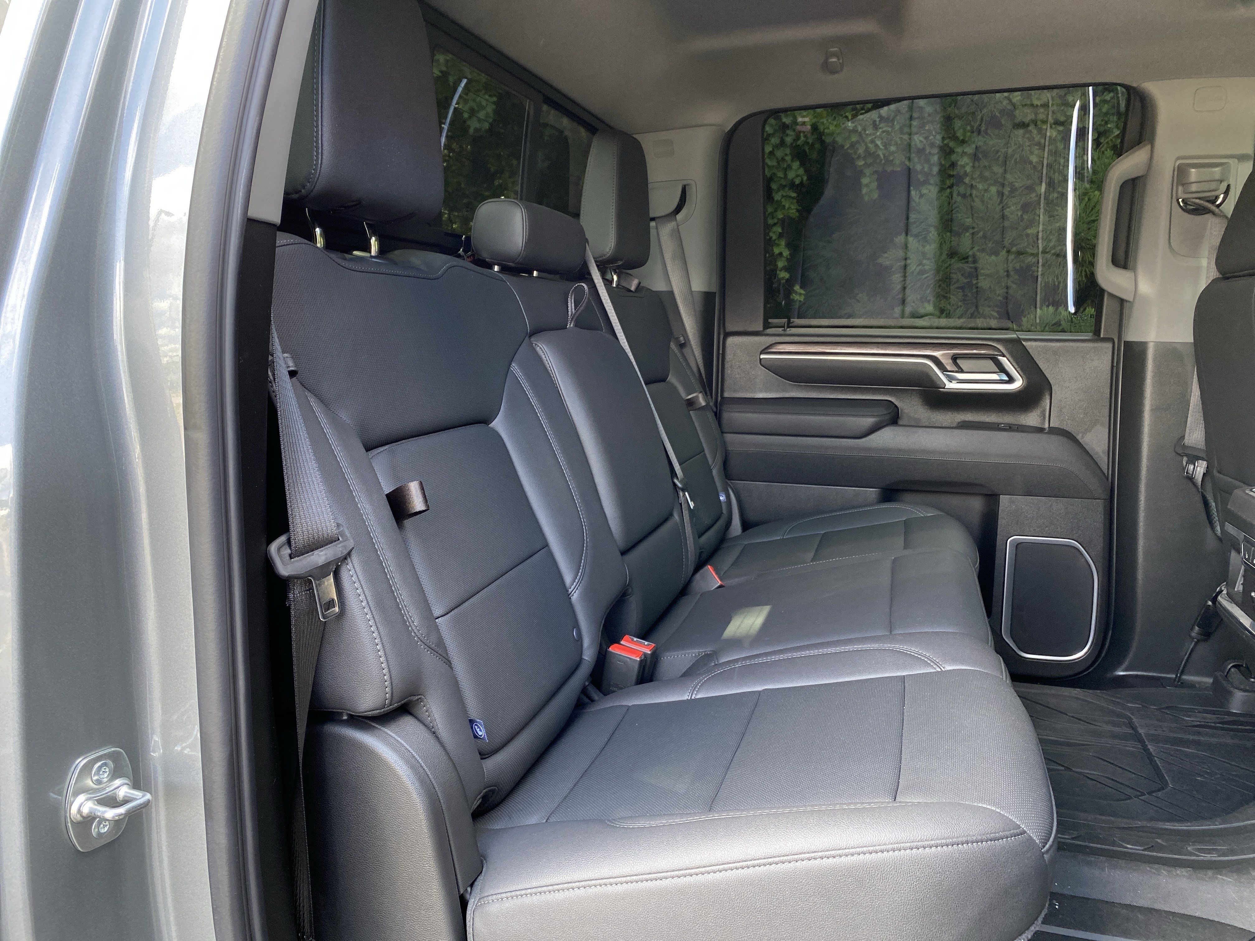 Used 2025 Chevrolet Silverado 2500 LTZ w/ LTZ Plus Package AWD/4WD image 38
