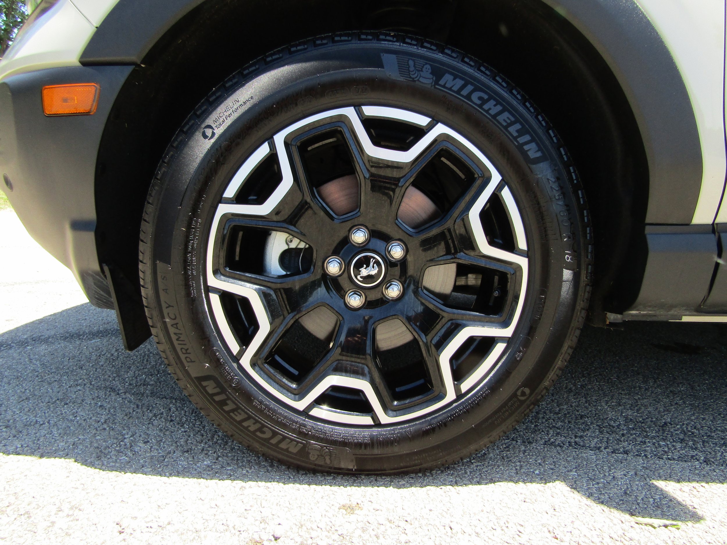Used 2025 Ford Bronco Sport Outer Banks w/ Outer Banks Tech Package+ AWD/4WD image 9