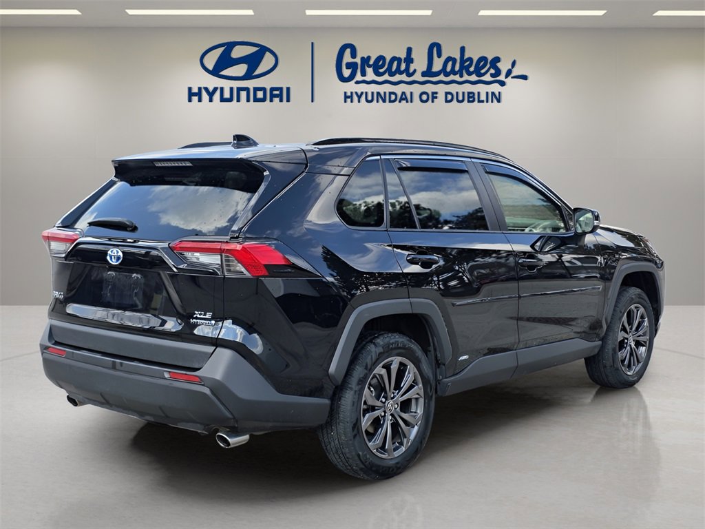 Used 2024 Toyota RAV4 XLE Premium w/ Weather Package image 5
