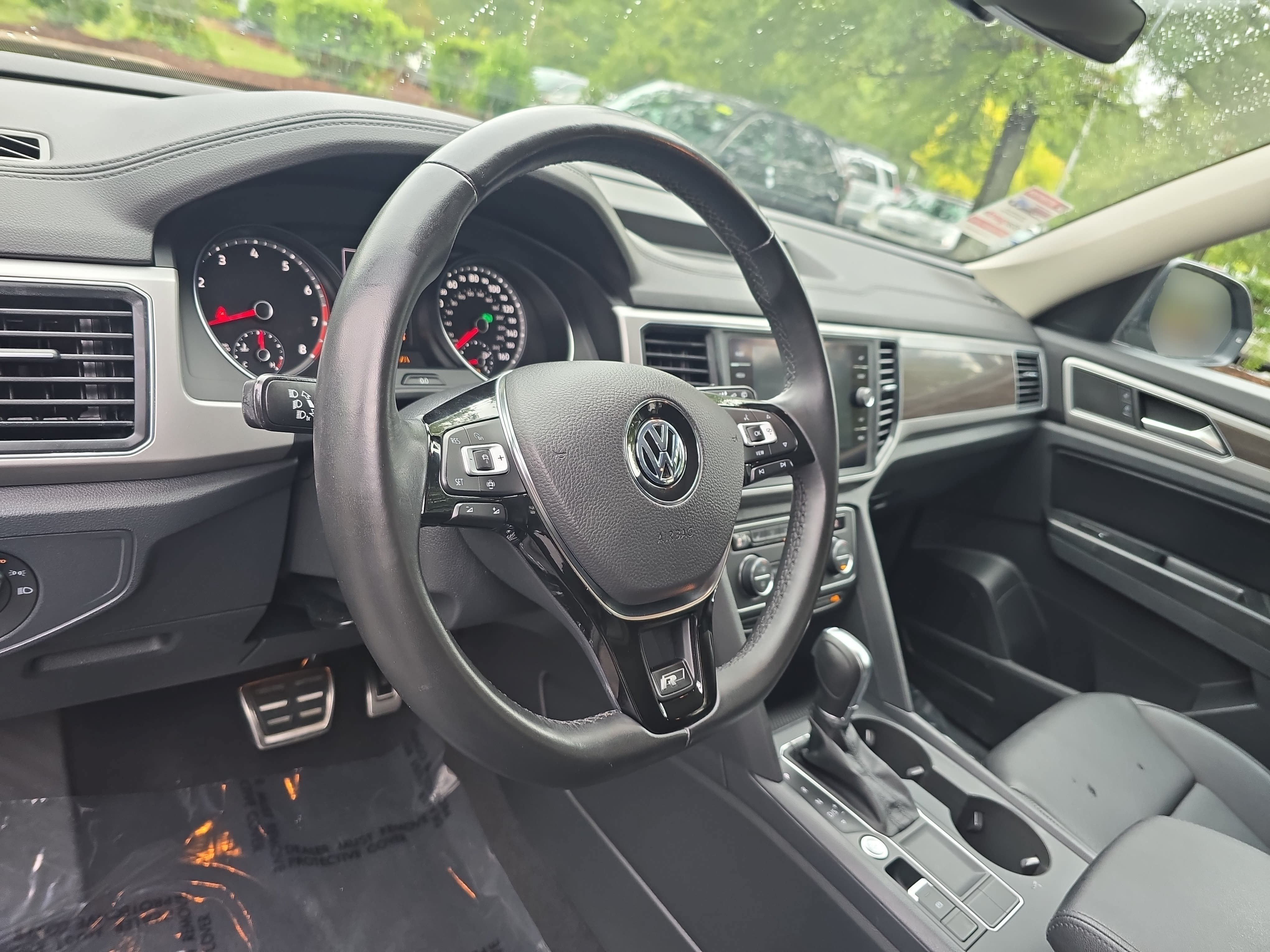 Used 2019 Volkswagen Atlas SE FWD image 17