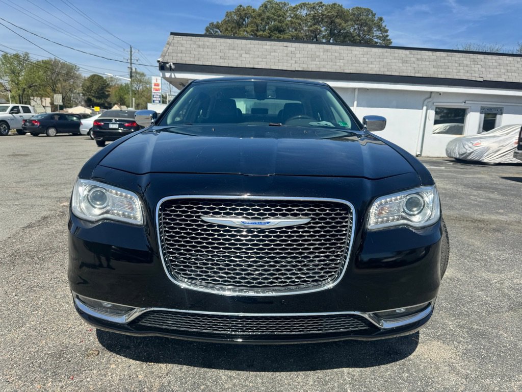 Used 2019 Chrysler 300 Limited image 7